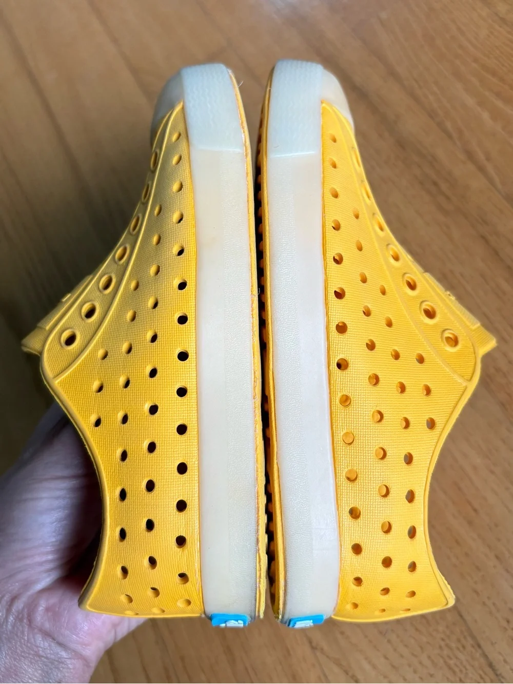 Native Jefferson Kids Shoes Glow In Dark Yellow Boy Girl Sz C10 Slip On Sneakers